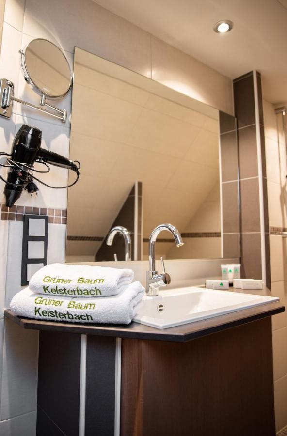 Zum Gruenen Baum Hotel Frankfurt Airport Kelsterbach Luaran gambar