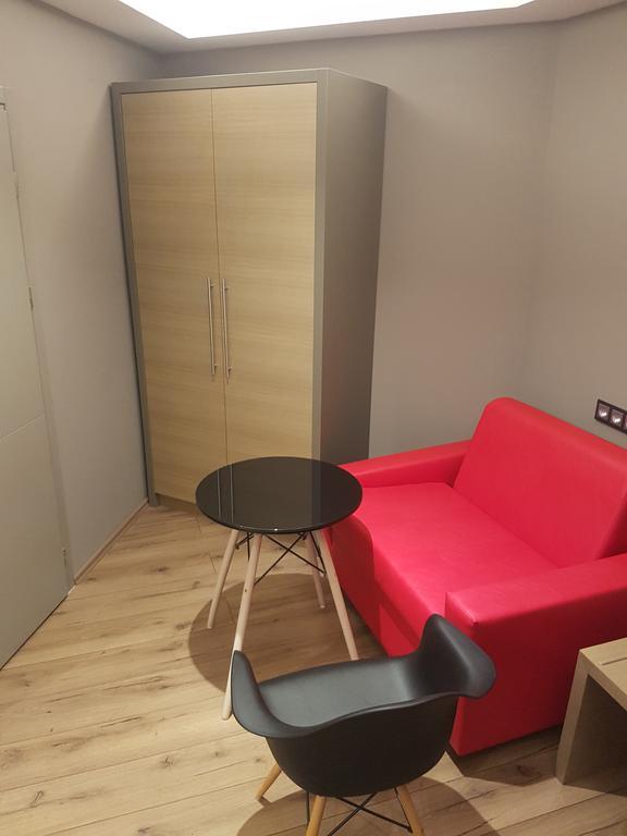 Zum Gruenen Baum Hotel Frankfurt Airport Kelsterbach Luaran gambar
