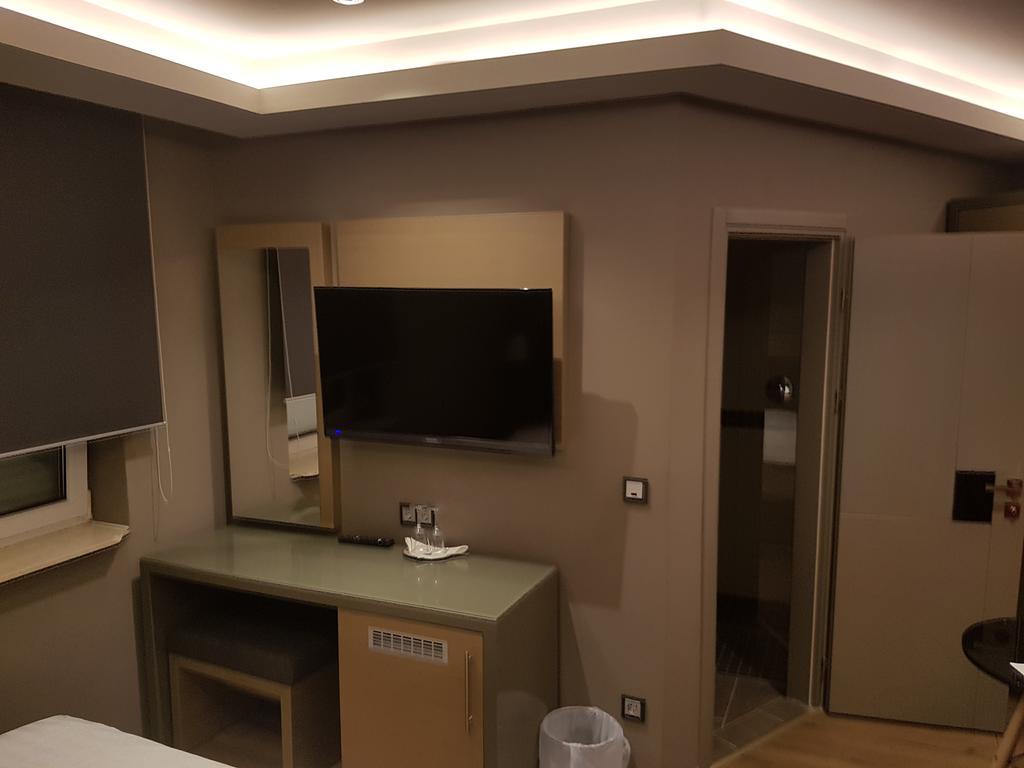 Zum Gruenen Baum Hotel Frankfurt Airport Kelsterbach Luaran gambar